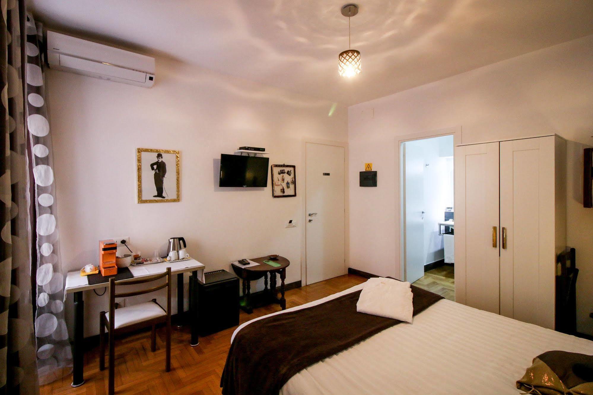 Caroline Rooms โรม ภายนอก รูปภาพ